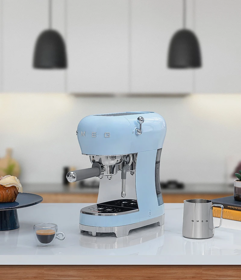 Smeg 50's Retro Style Espresso Manuel Coffee Machine