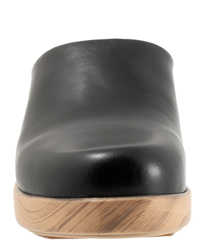 SoftWalk Felida Leather Platform Clogs