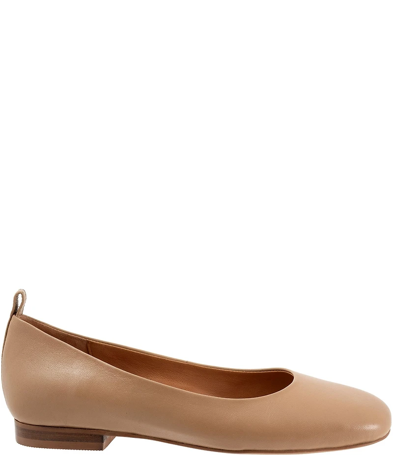 SoftWalk Kiris Leather Ballet Flats