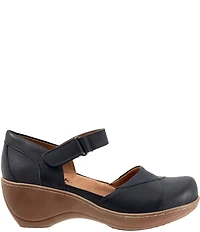 SoftWalk Miri Leather Mary Jane Clog Pumps