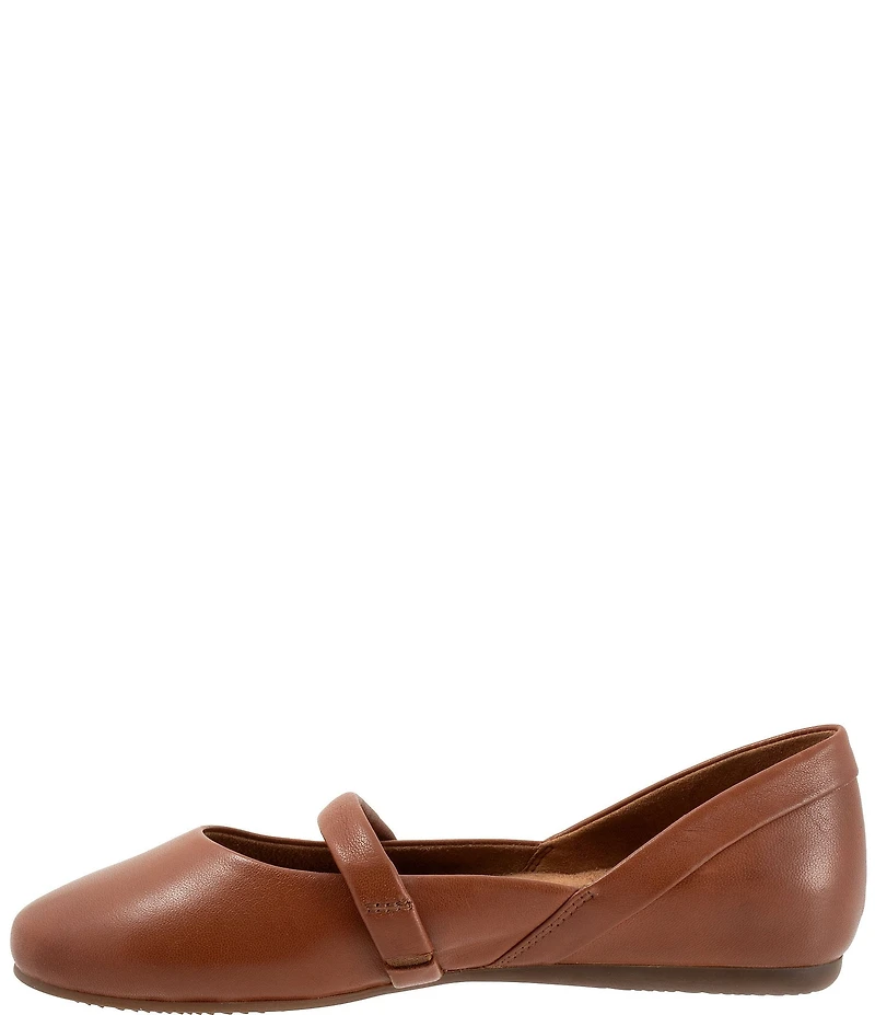 SoftWalk Samara Leather Flats