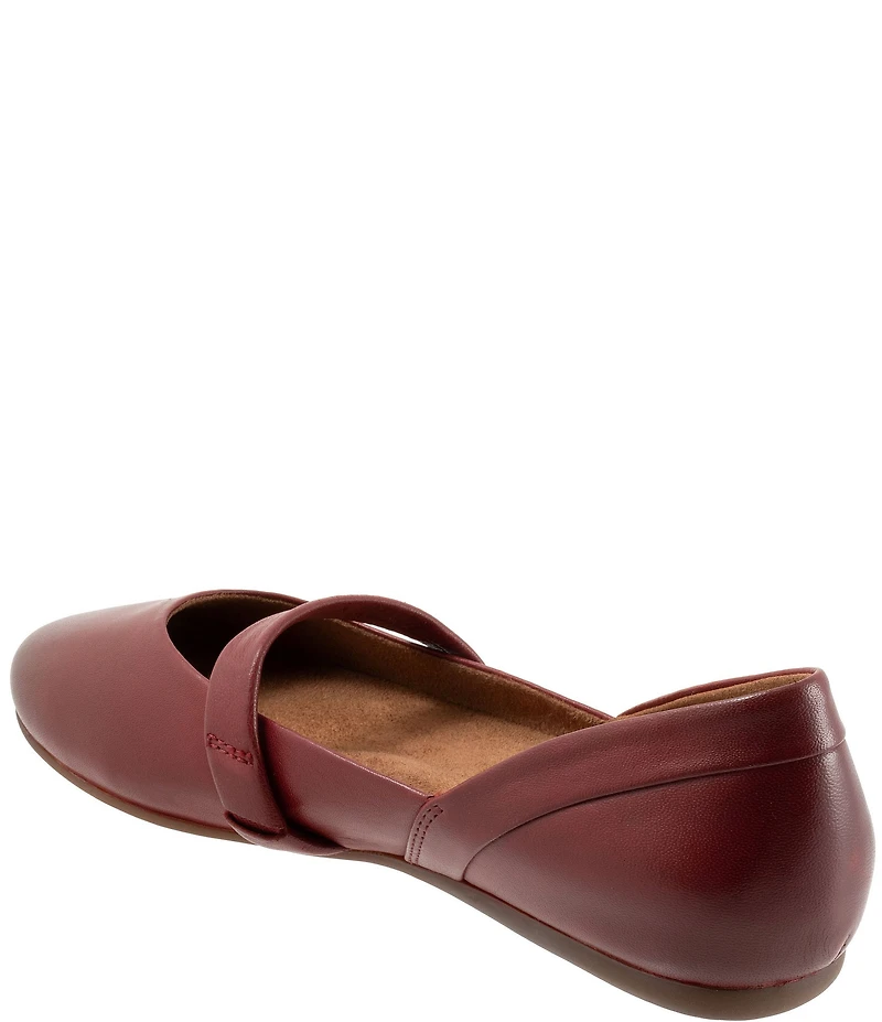 SoftWalk Samara Leather Flats