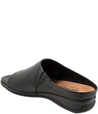 SoftWalk Turner Leather Slide Sandals