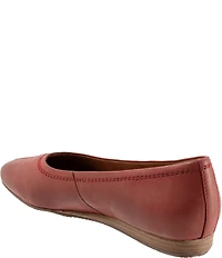 SoftWalk Vera Cruz Pearlized Leather Wedge Pumps
