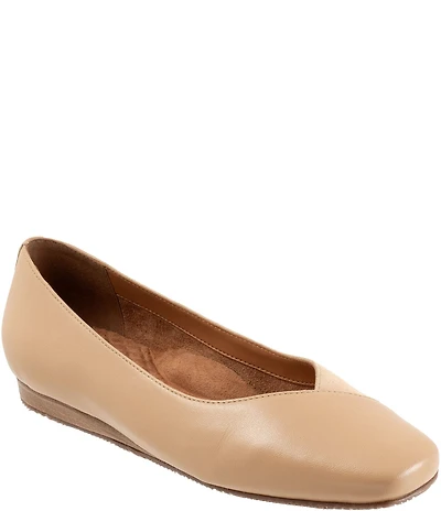 SoftWalk Vina Leather and Suede Mini Wedge Slip On Pumps