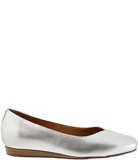 SoftWalk Vina Leather Mini Wedge Slip On Pumps