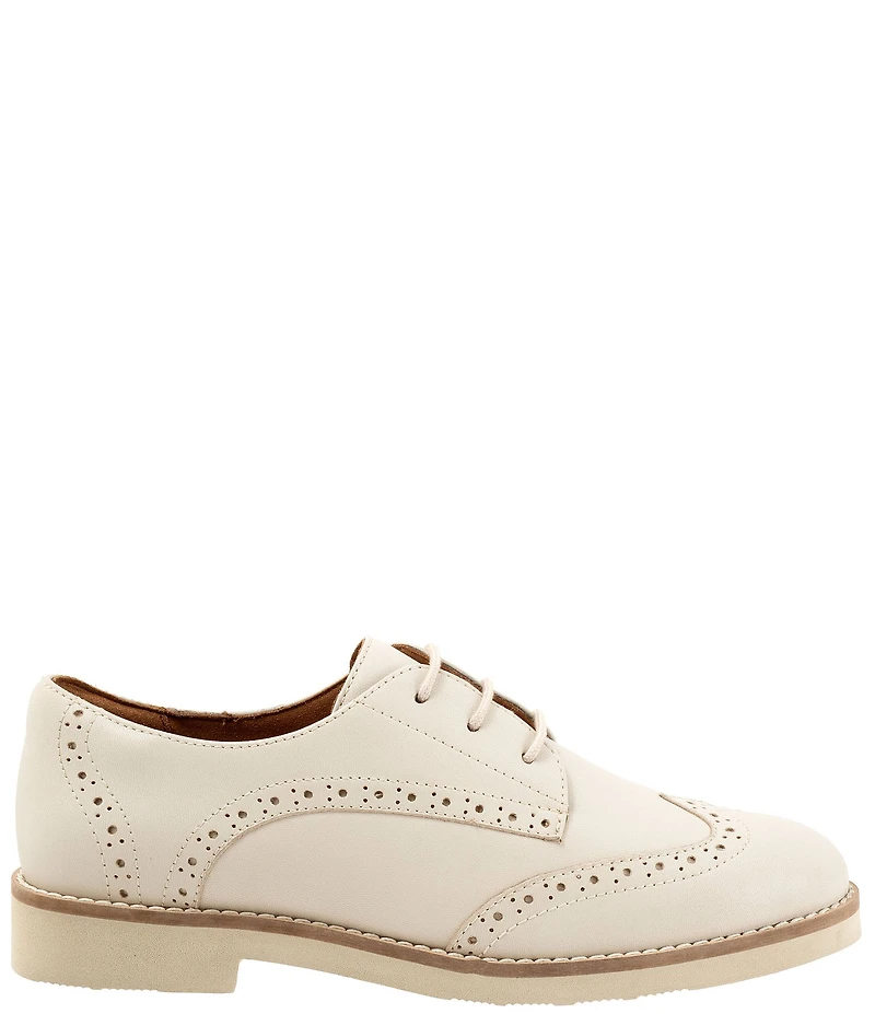 SoftWalk Women's Willet Leather Brogue Detail Oxfords