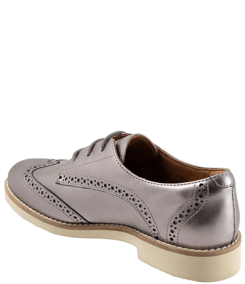 SoftWalk Women's Willet Leather Brogue Detail Oxfords