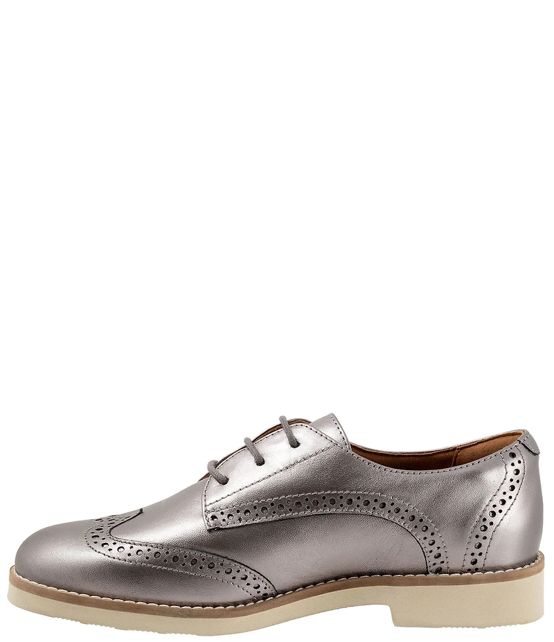 SoftWalk Women's Willet Leather Brogue Detail Oxfords
