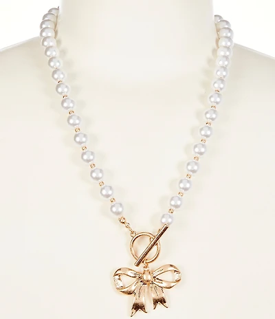 Southern Living Bow Pearl Short Pendant Necklace