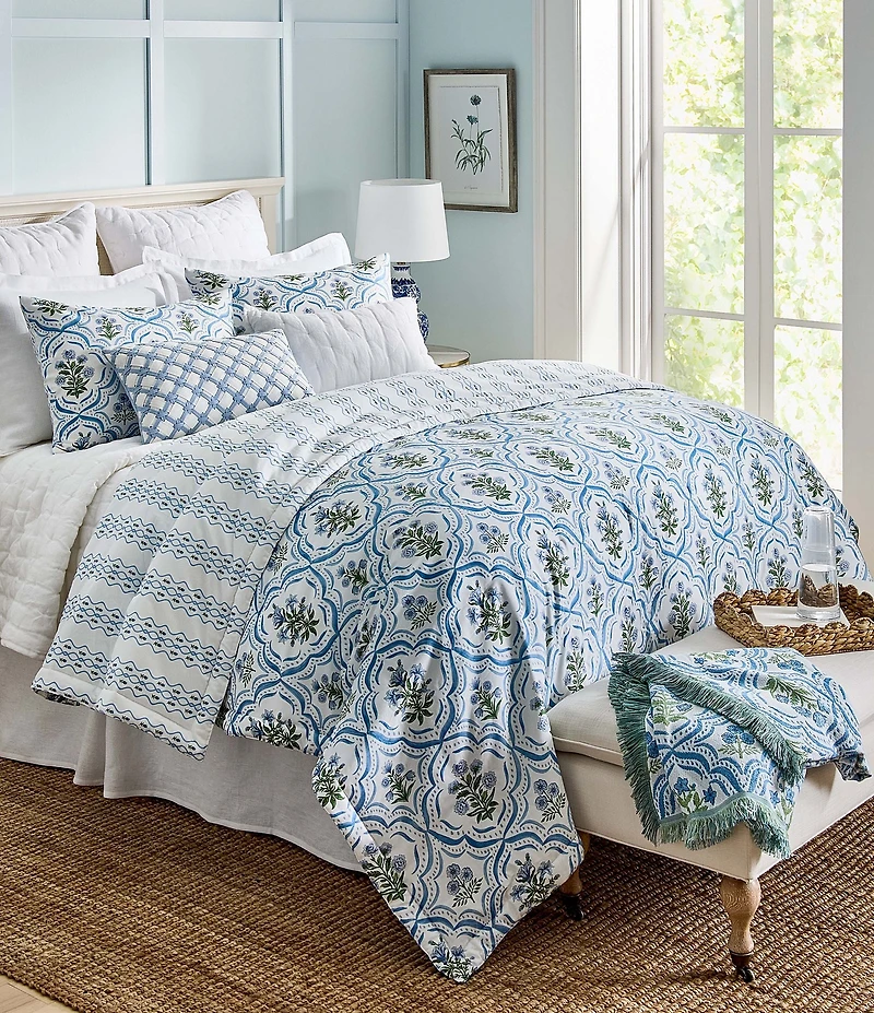 Southern Living Floral Tapestry Fringed Throw