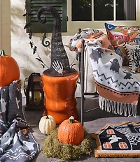Southern Living Halloween Collection 24-inch LED Light-Up Halloween Witch Hat Decoration