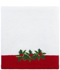 Southern Living Holiday Collection Garland Embroidered Bath Towels