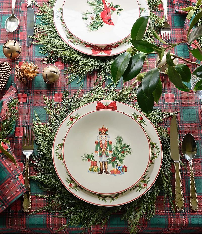 Southern Living Holiday Wreath 16#double; Charger