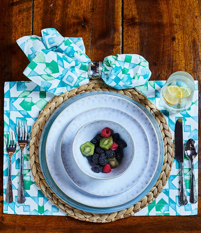 Southern Living Round Woven Water Hyacinth Placemats, Set of 2
