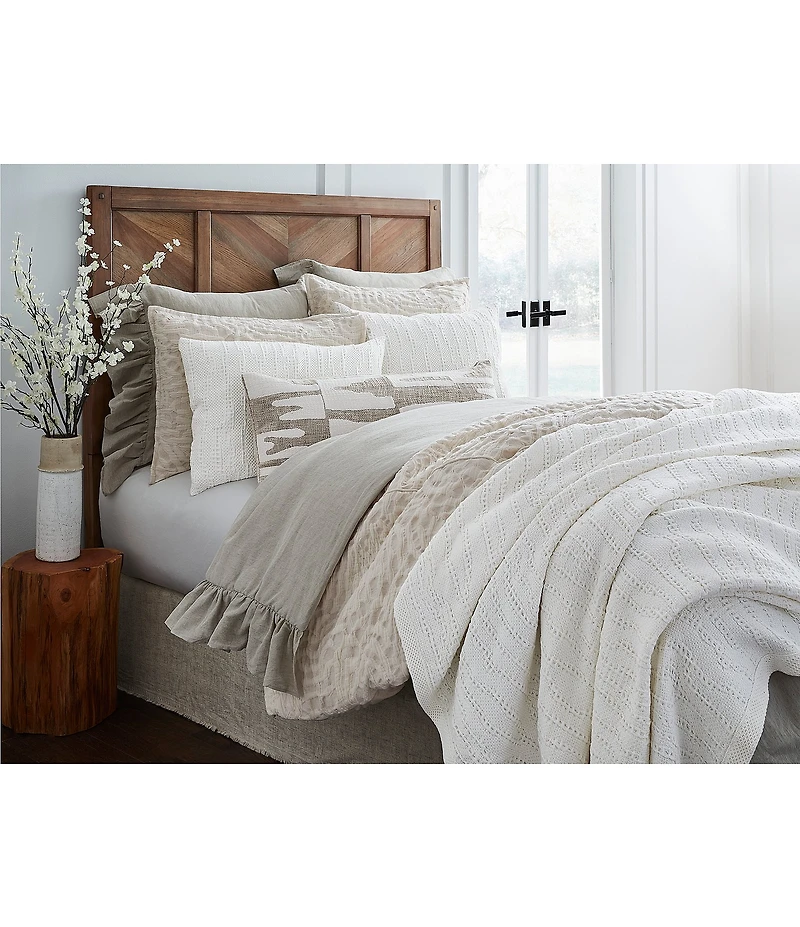Southern Living Simplicity Collection Arie Crinkle Jacquard Comforter