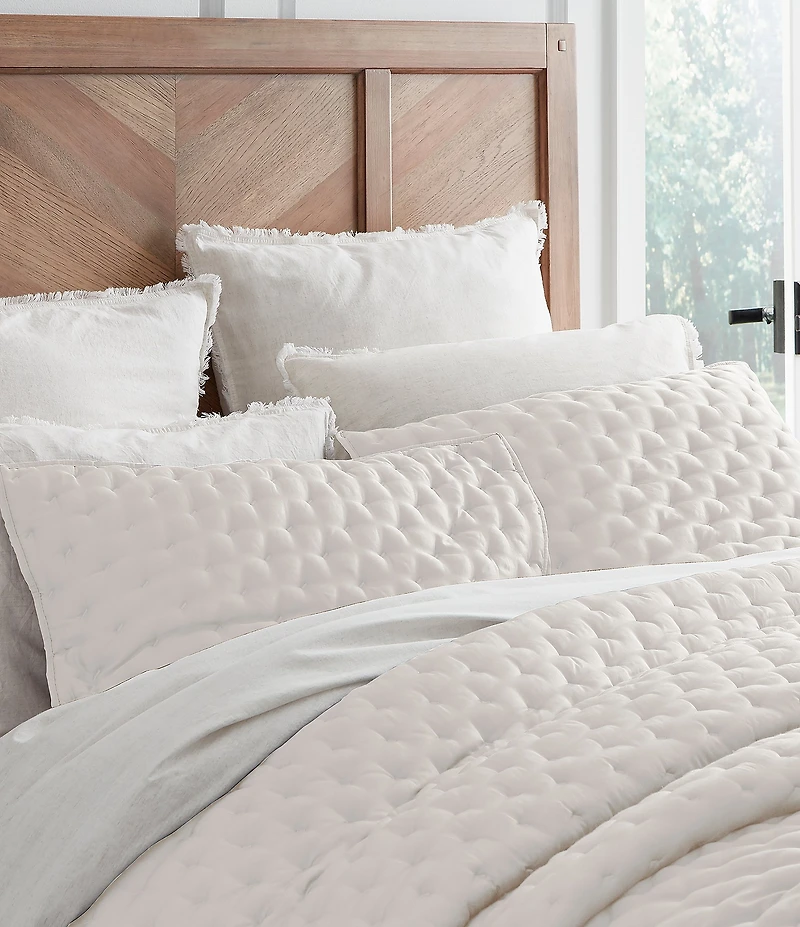 Southern Living Simplicity Collection Brendan Quilt Mini Set