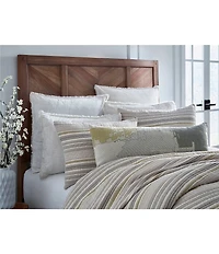 Southern Living Simplicity Collection Erin Comforter