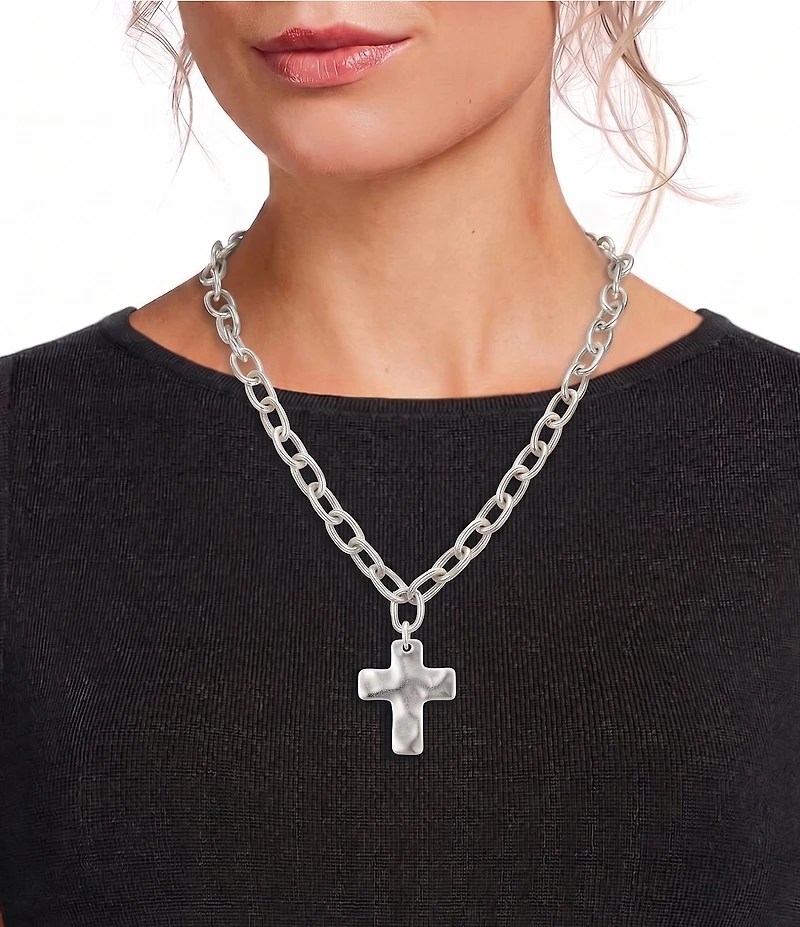 Southern Living Wobbly Cross Short Statement Pendant Chunky Chain Necklace