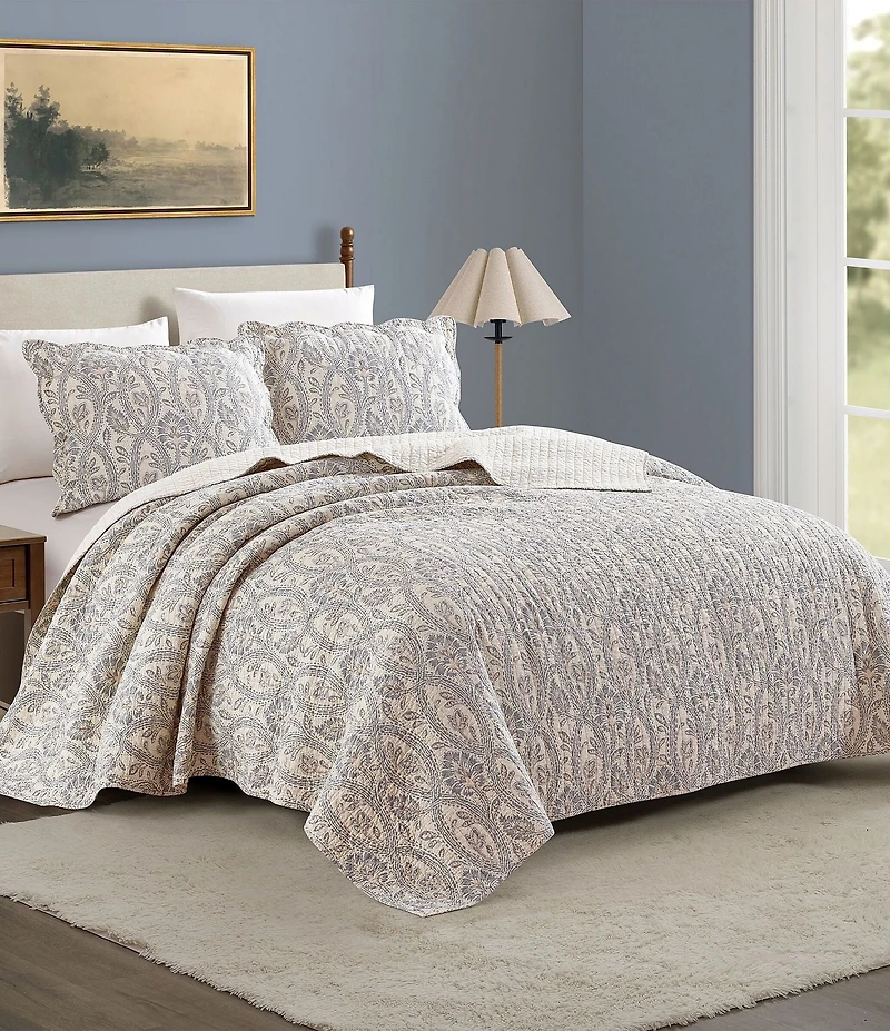 Spartina 449 Jonas Hundred Scalloped Cotton Reversible Mini Quilt Set