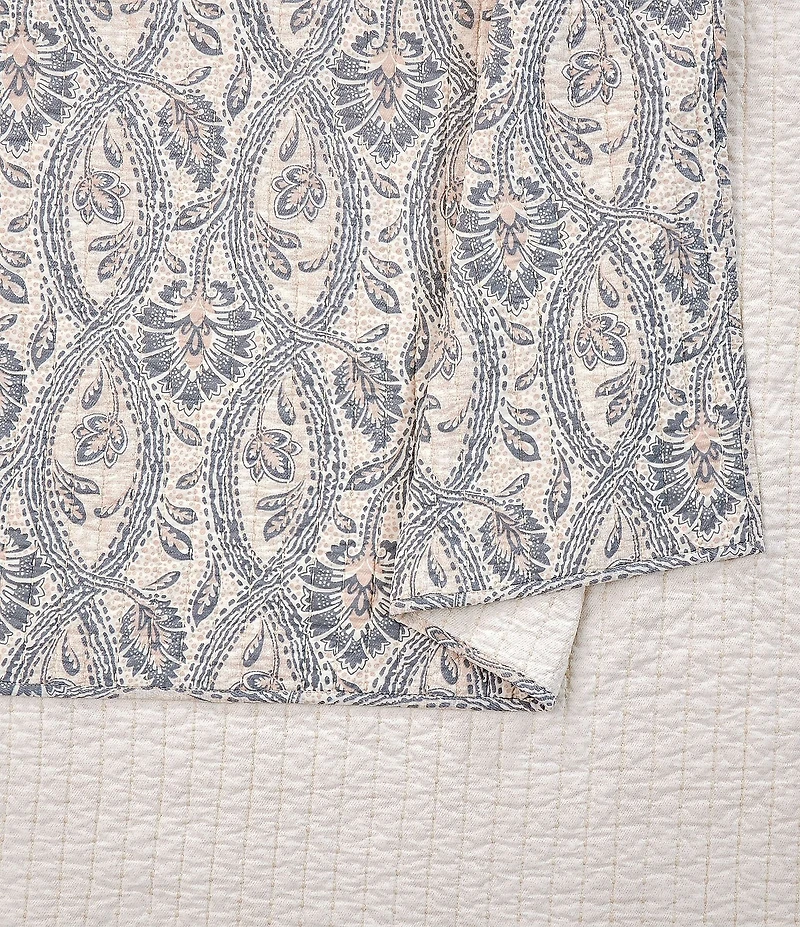 Spartina 449 Jonas Hundred Scalloped Cotton Reversible Mini Quilt Set