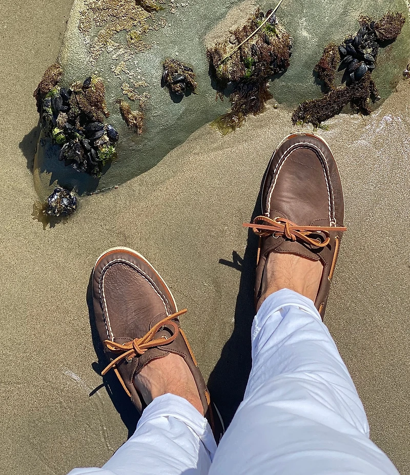 Sperry Men's Top-Sider Gold Authentic Original 2-Eye Water Resistant Boat Shoes