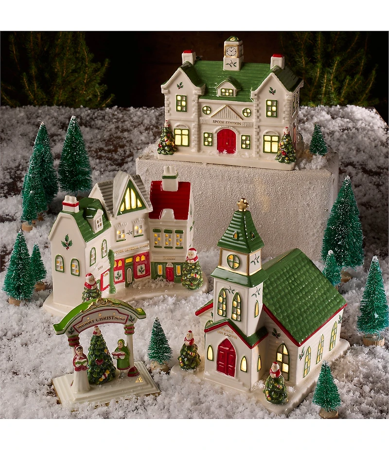 Spode Christmas Tree Village Shoppes Figurine