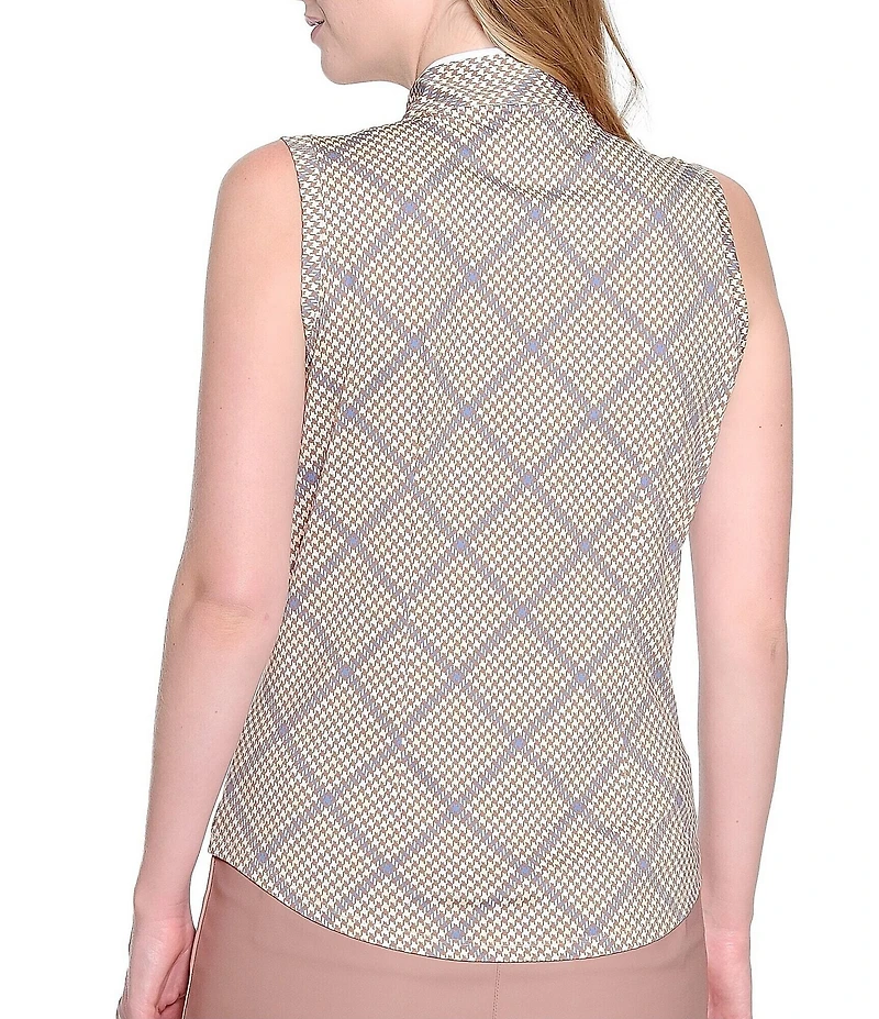 Sport Haley Gainesway Plaid Print Collared Sleeveless Polo Top