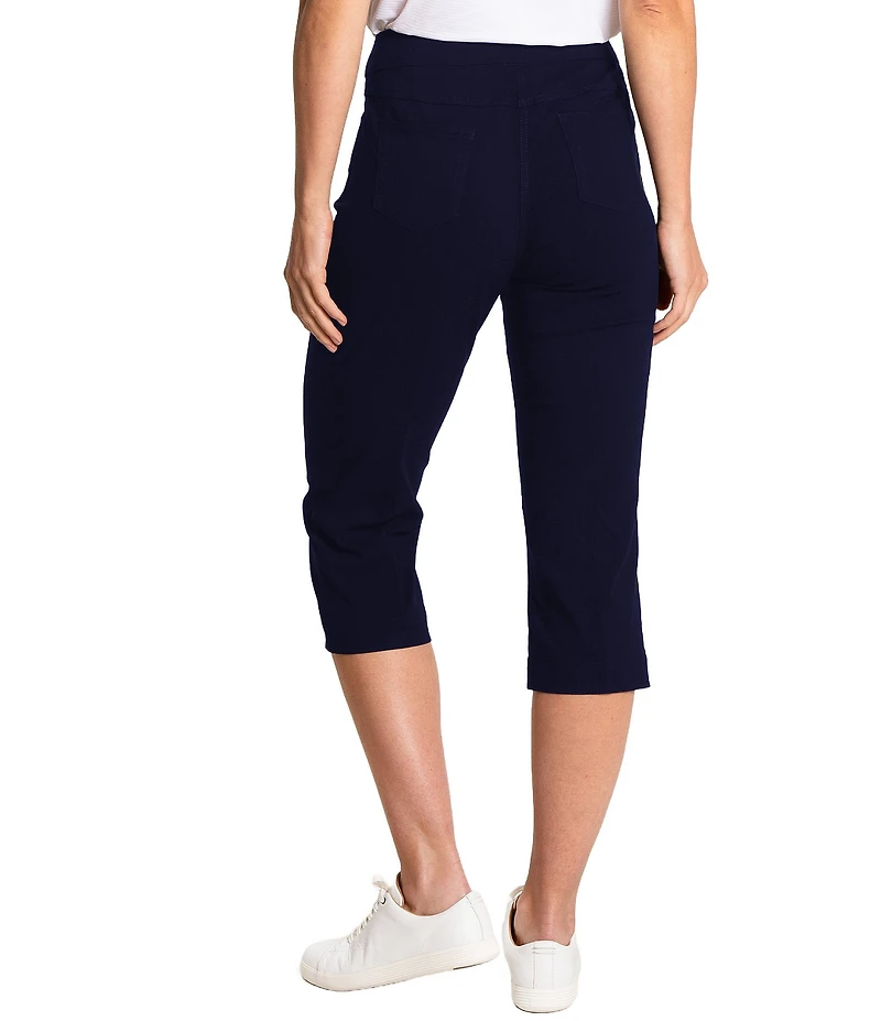 Sport Haley Simulation Solid 5-Pocket Pull-On Capri Pants