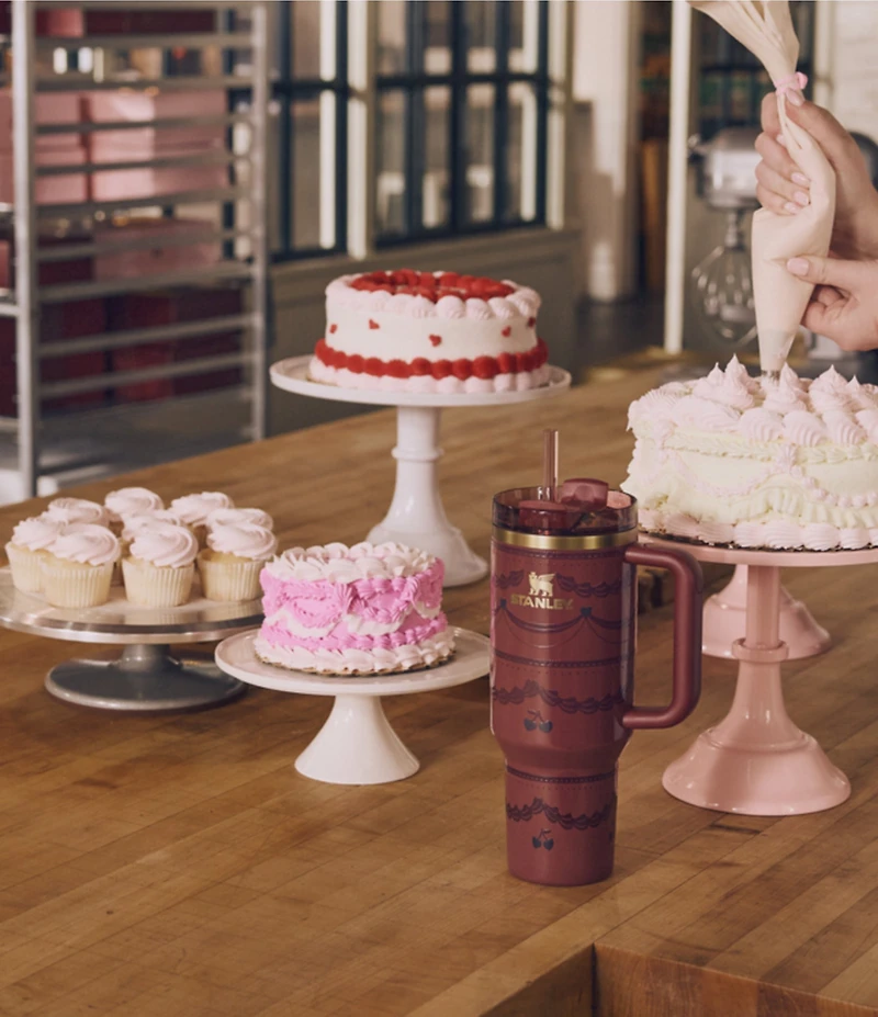 Stanley The Valentine's Collection The Quencher H2.0 FlowState™ Tumbler