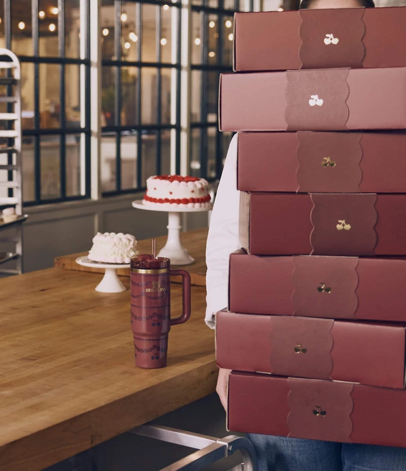 Stanley The Valentine's Collection The Quencher H2.0 FlowState™ Tumbler