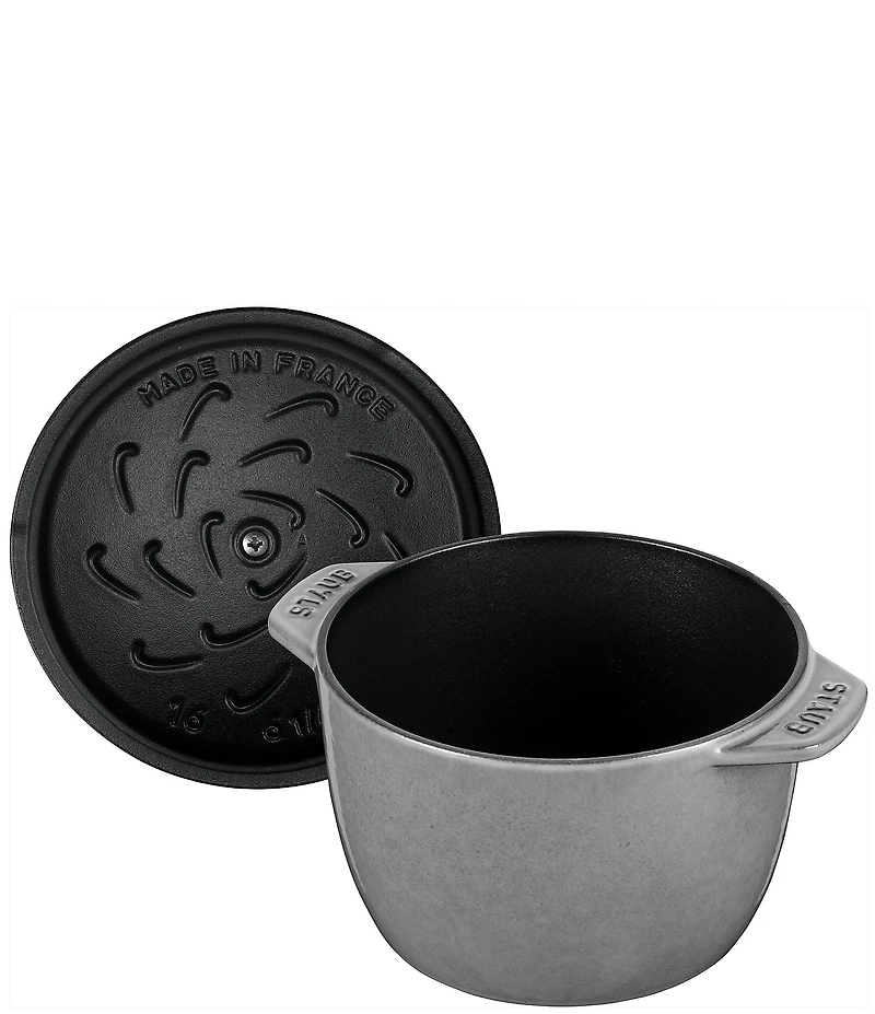 Staub Cast Iron 1.5 qt. Round Petite French Oven