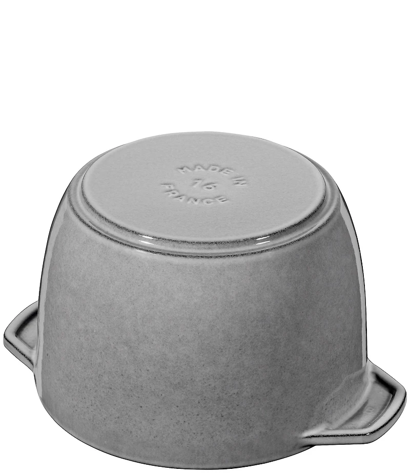 Staub Cast Iron 1.5 qt. Round Petite French Oven