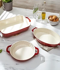 Staub Stoneware 9-inch Pie Dish