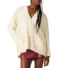 Steve Madden Finley V-Neck Long Sleeve Patch Pocket Button Front Cardigan