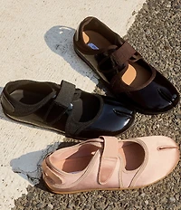 Steve Madden Rapid Satin Split Toe Sneakerinas