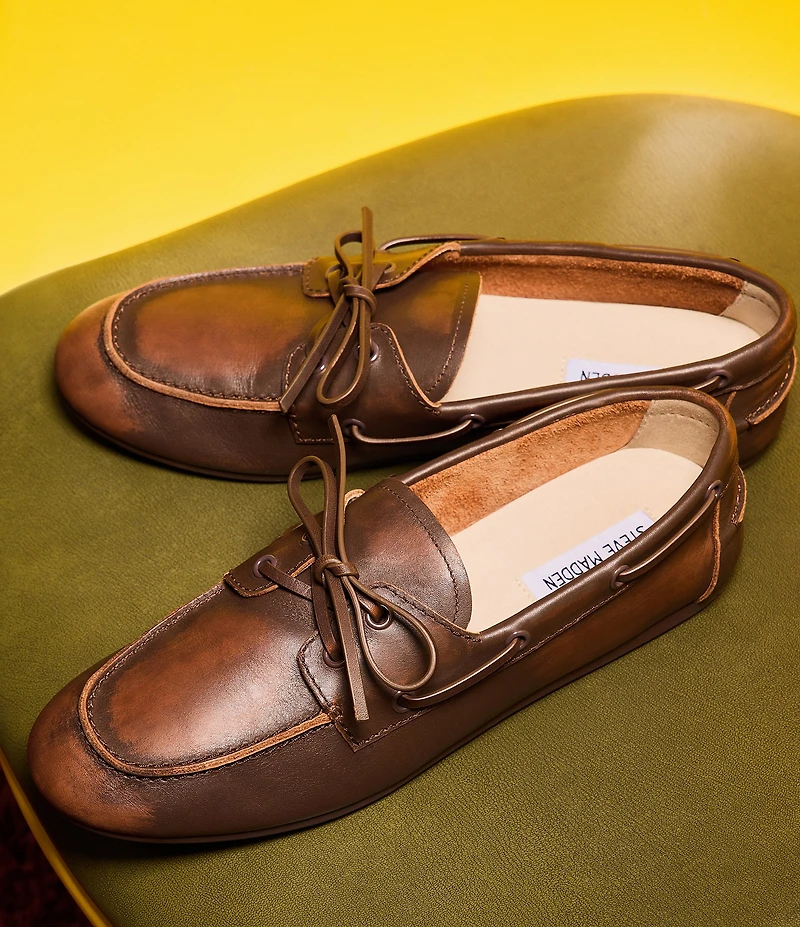Steve Madden Sag Distressed Leather Bow Detail Boat Shoes