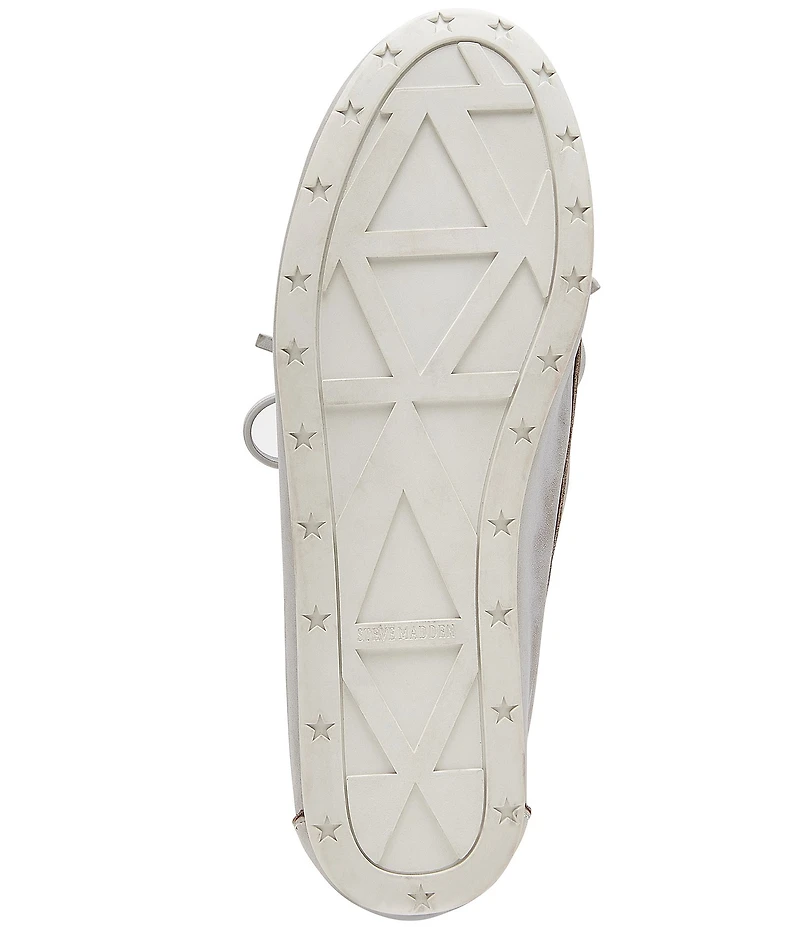 Steve Madden Sag Distressed Leather Bow Detail Boat Shoes