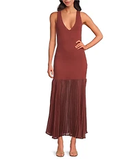 Steve Madden Sorella V-Neck Sleeveless Mixed Media Pleated Hem Maxi Dress