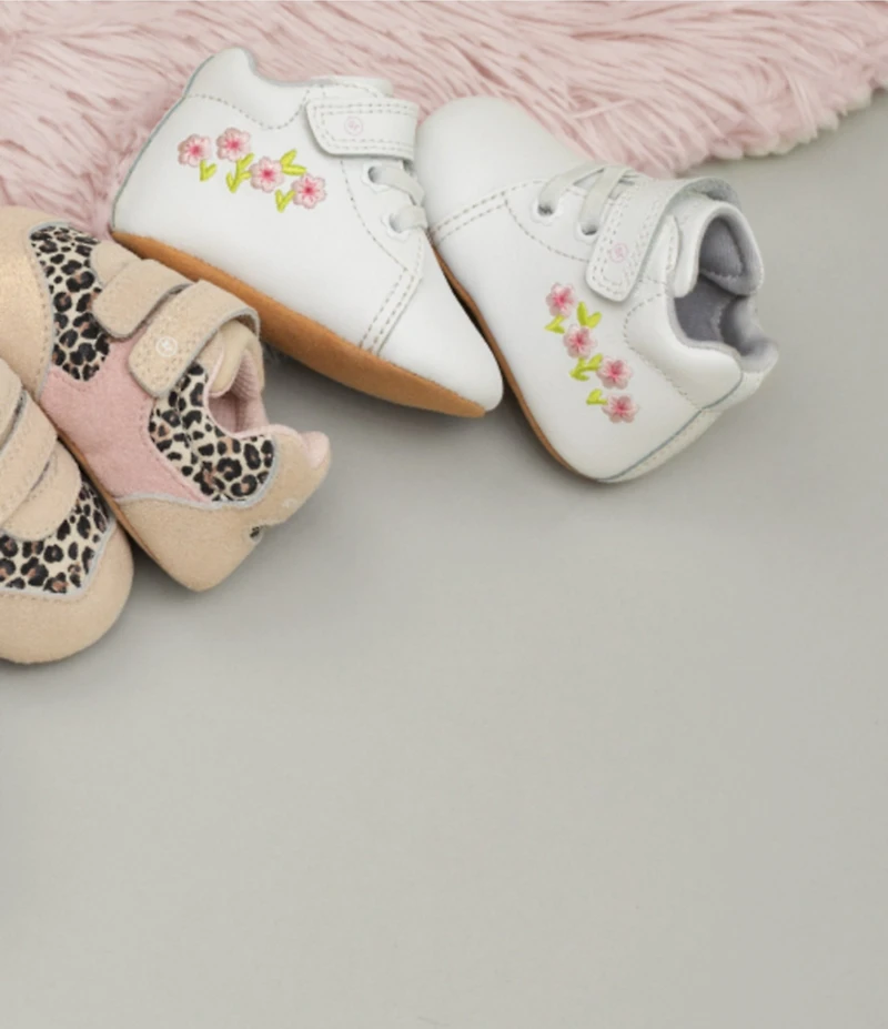 Stride Rite Girls' Emilia Flower Detail Crib Shoes (Infant)