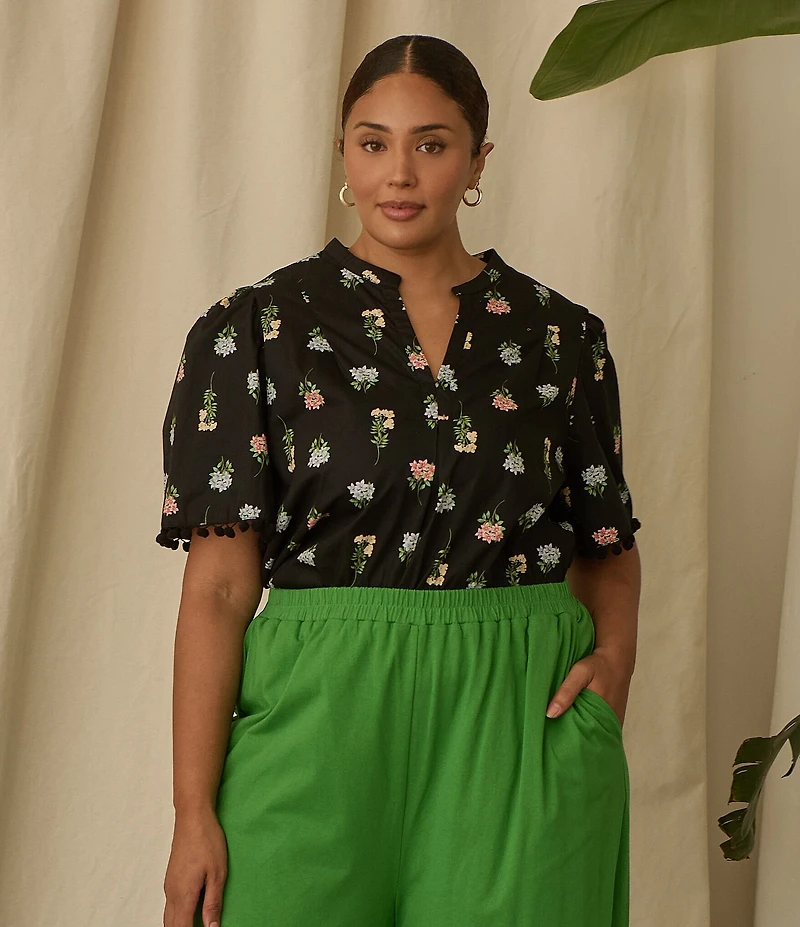 Sugarlips Plus Mayrel Floral Short Sleeve Split Neck Blouse