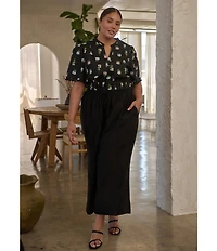 Sugarlips Plus Mayrel Floral Short Sleeve Split Neck Blouse