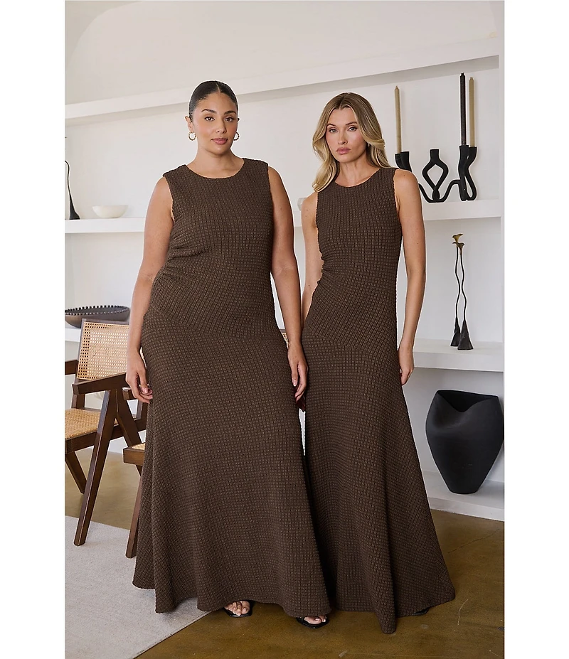 Sugarlips Plus Size Yahaira Boatneck Sleeveless Flounce Bubble Ruched Textured Maxi Dress