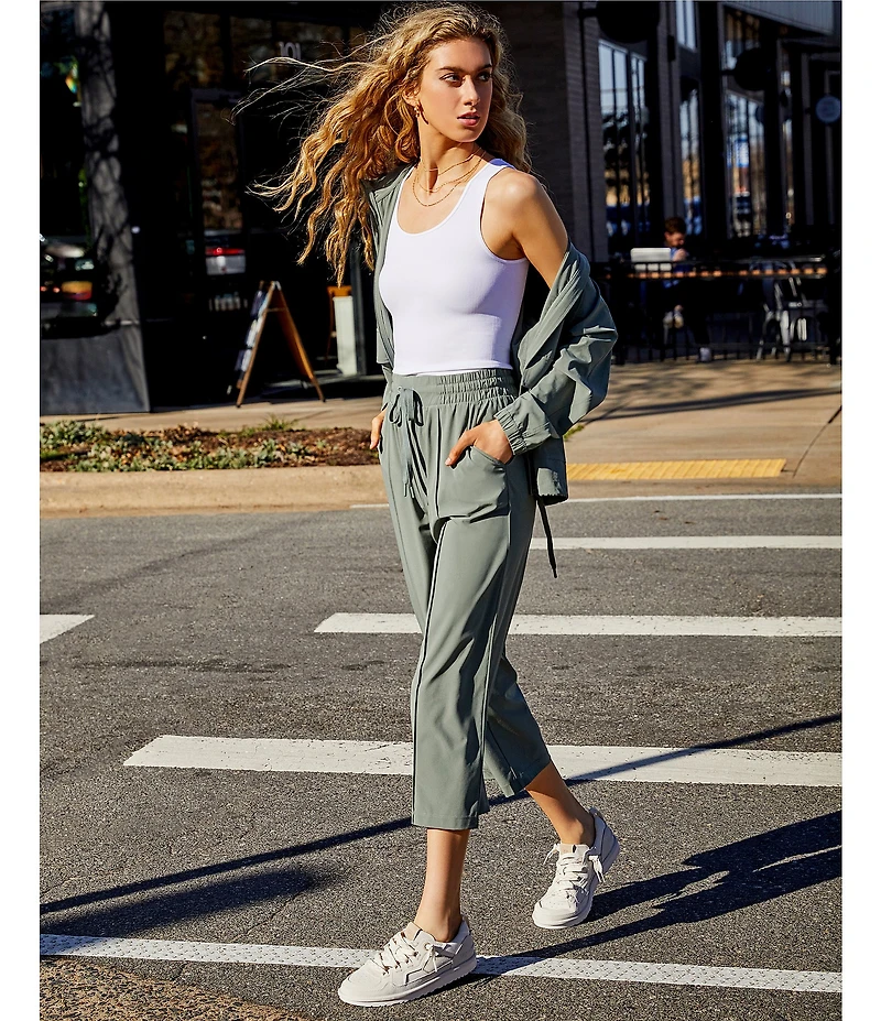 Sugarlips Seamless Scoop Neck Sleeveless Tank