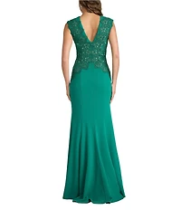 Tadashi Shoji Sleeveless Corded Lace Textured Crepe Gown