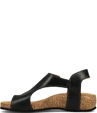 Taos Footwear Fame Leather Toe Loop Sandals