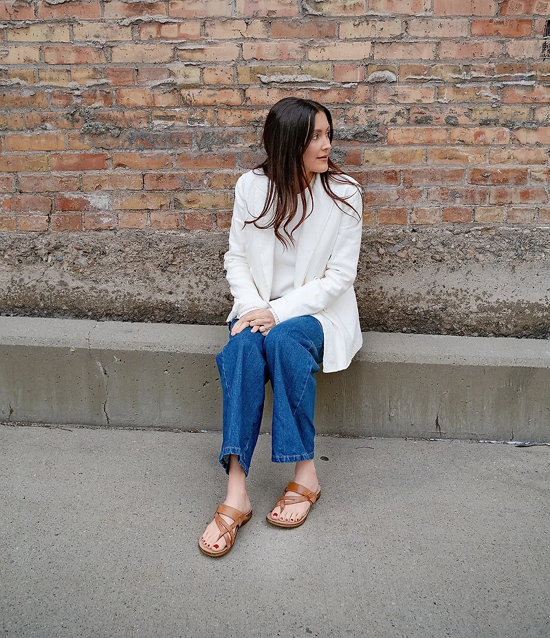 Taos Footwear Perfect Leather Toe Loop Sandals