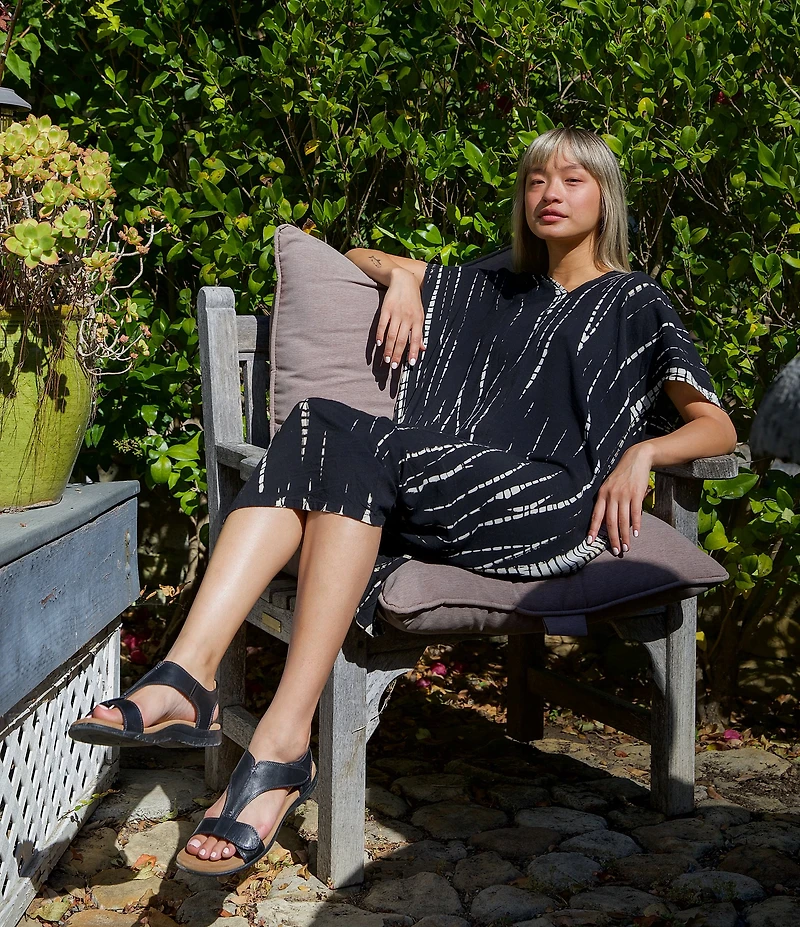 Taos Footwear The Show Leather Sandals