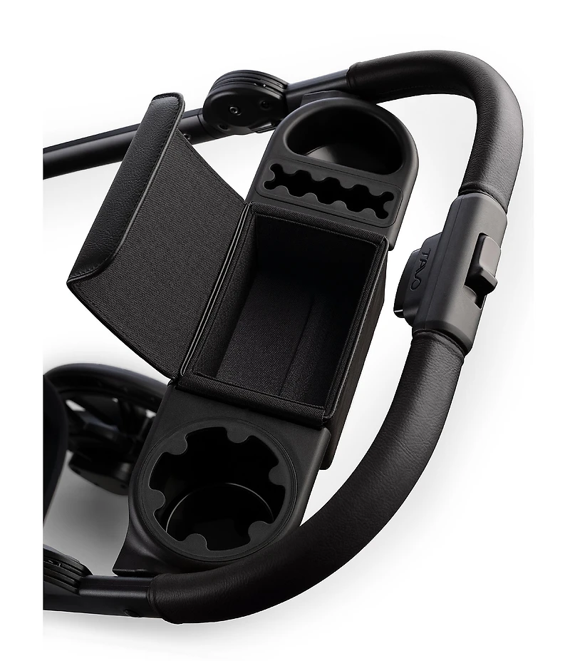 Tavo Pet Maeve™ iso Wind + Roscoe™ Trek Pet Car Seat + Stroller Travel System