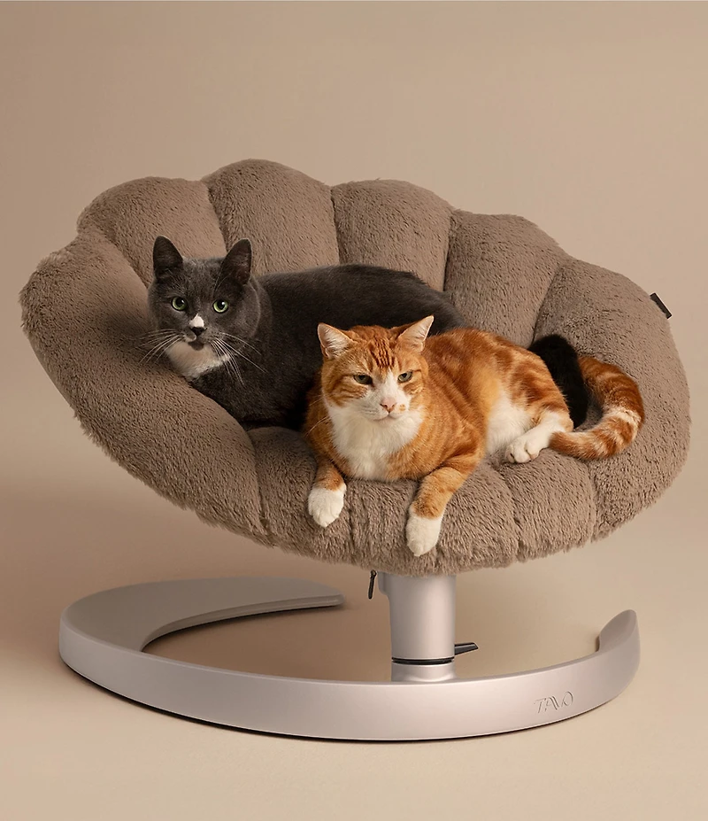 Tavo Pet Shell™ Pet Bed And Swaying Lounger